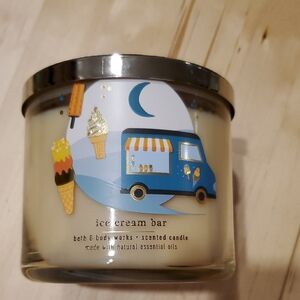 Bath & Body Works Ice Cream Bar Scented 3-Wick Candle - Cream and Blue